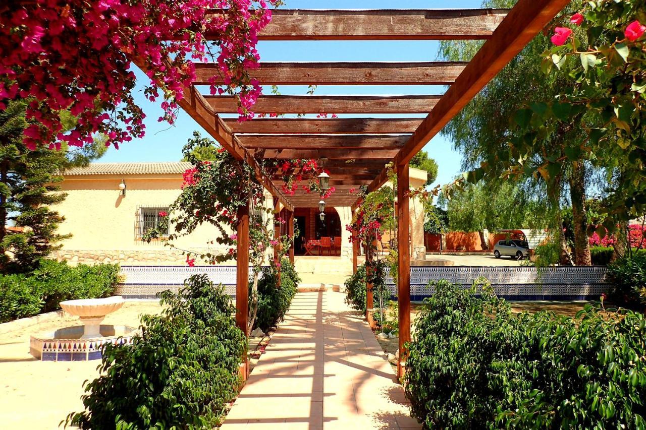 Villa Buganvilla Elche Dış mekan fotoğraf